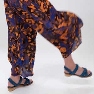 BEKLINA Gathered Sandal in Persian Blue Leather 8.5 New No Box Low Heel Rare